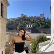 Me encantaría ser profesora de repaso soy una persona que le encanta enseñar lo ue sabe y está dispuesta a darlo todo